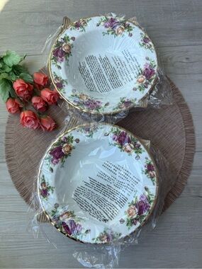 Royal Albert Old Country Roses
Soup Bowls Gold Trim Rim New